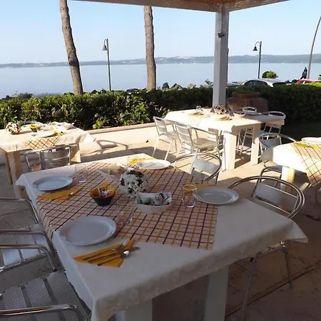 Nocleg ze śniadaniem La Terrazza Sul Lago *