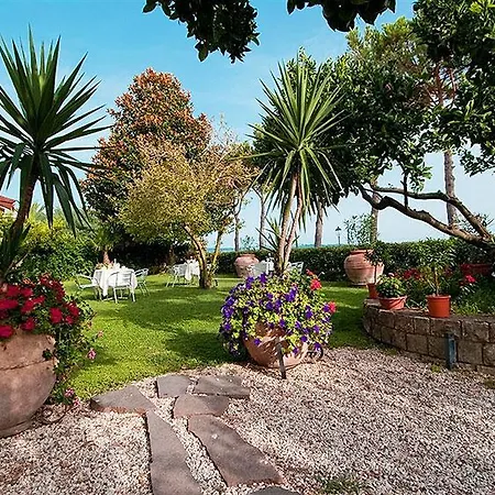 La Terrazza Sul Lago * ترفيجنانو رومانو